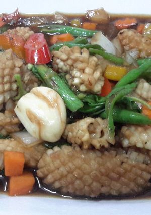 A picture of Kanya's Squids and Beans.