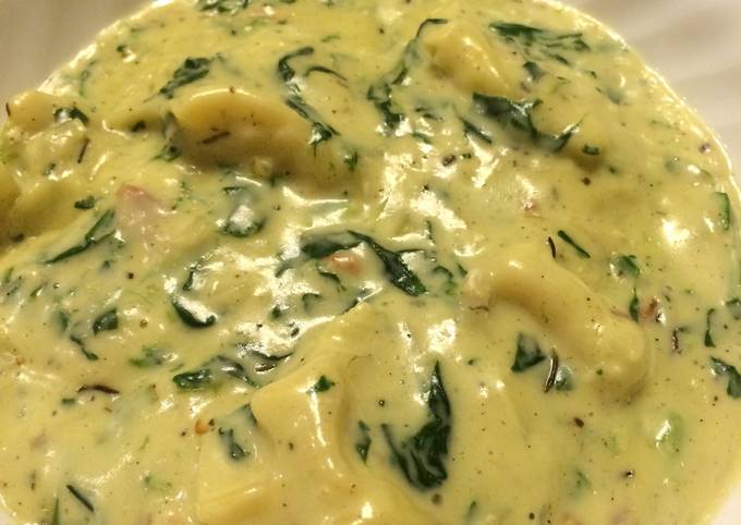 How to Prepare Homemade Creamy Tortellini Soup