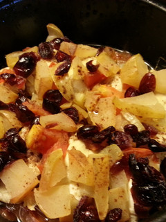 A picture of Apples and Chicken (dutch oven).