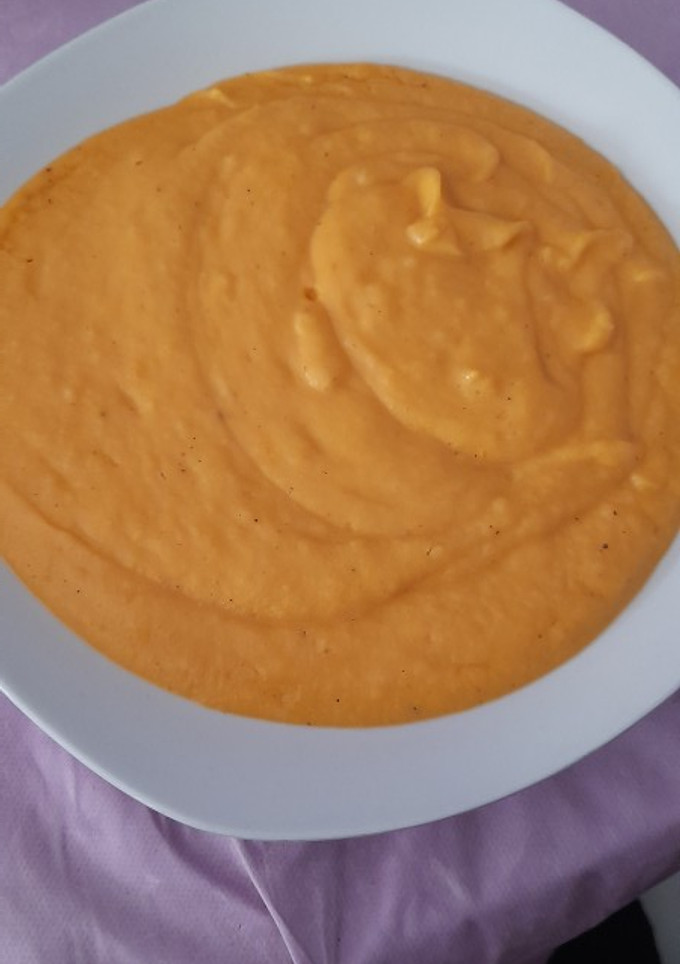 Una foto de Crema de calabaza (Sin sal)