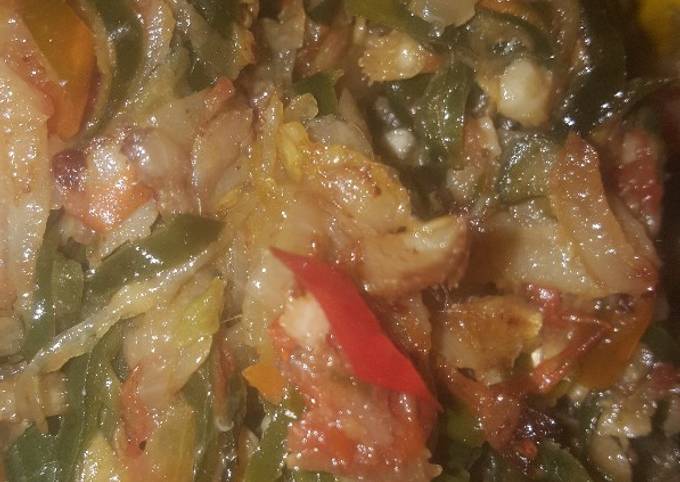 Resep: Sambal teri cabai hijau Farah Quinn