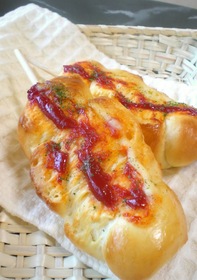 A picture of Wiener Sausage Bread Rolls Using a Bread Machine.