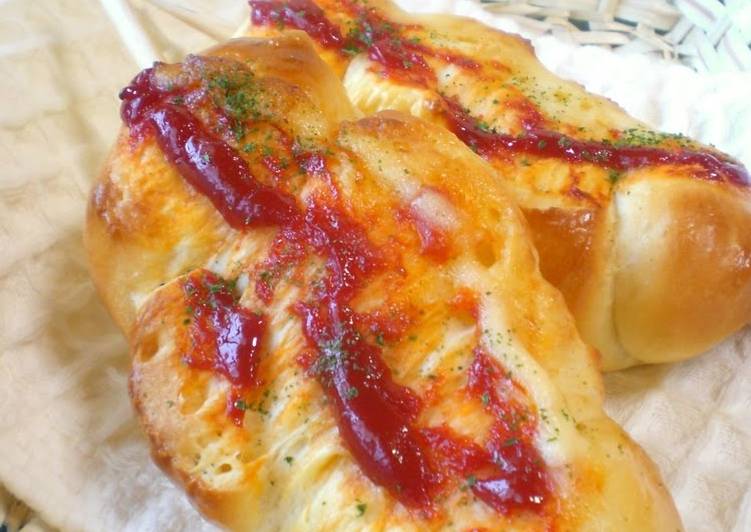 Wiener Sausage Bread Rolls Using a Bread Machine