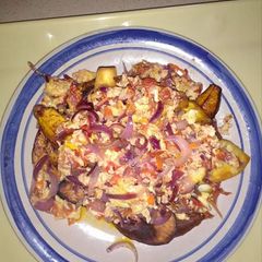 A picture of Fried plantain with egg.