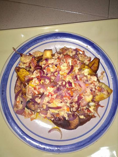 A picture of Fried plantain with egg.