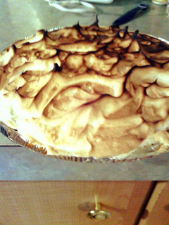 A picture of sunshine key lime pie.