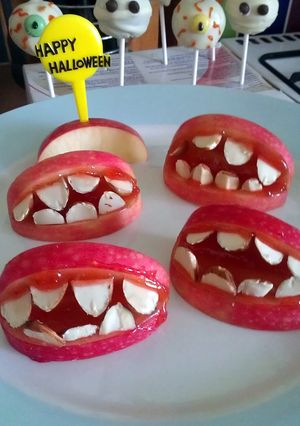 A picture of Vickys Halloween Apples - With Bite! GF DF EF SF.