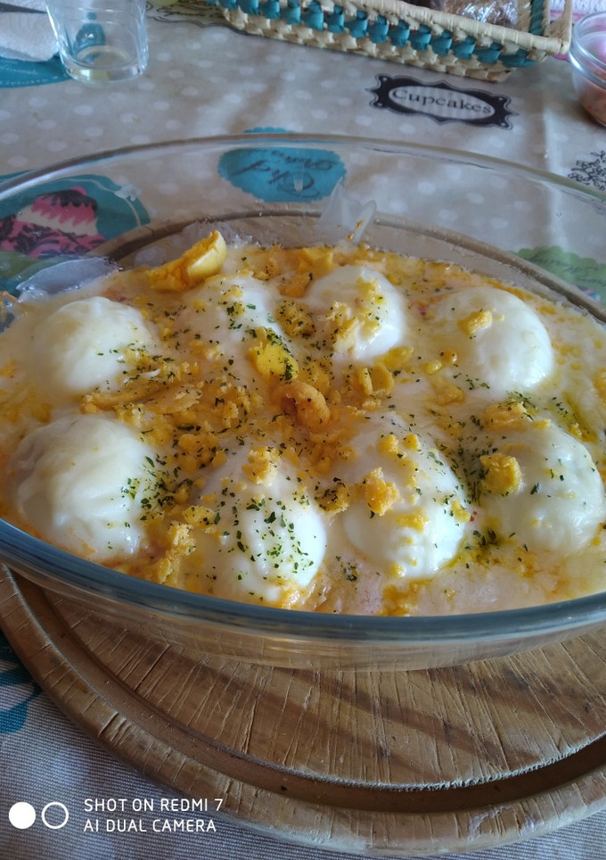Una foto de Huevos a la bechamel😋