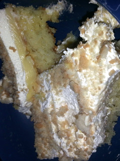 A picture of Banana pudding cake.