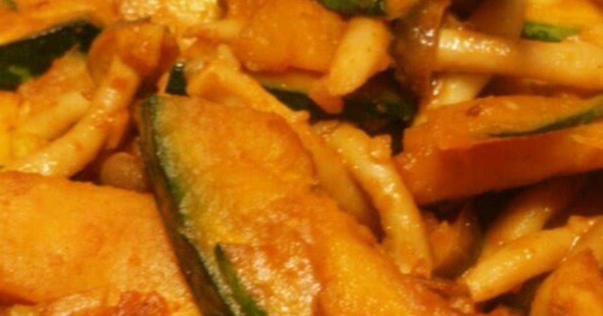 Kabocha and Shimeji Mushrooms Sautéed in Garlic and Butter Recipe by
