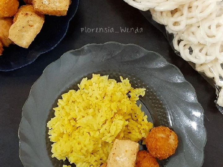Langkah Mudah untuk Menyiapkan Resep  Nasi Kuning Super Praktis yang Enak Banget, Bikin Ketagihan
