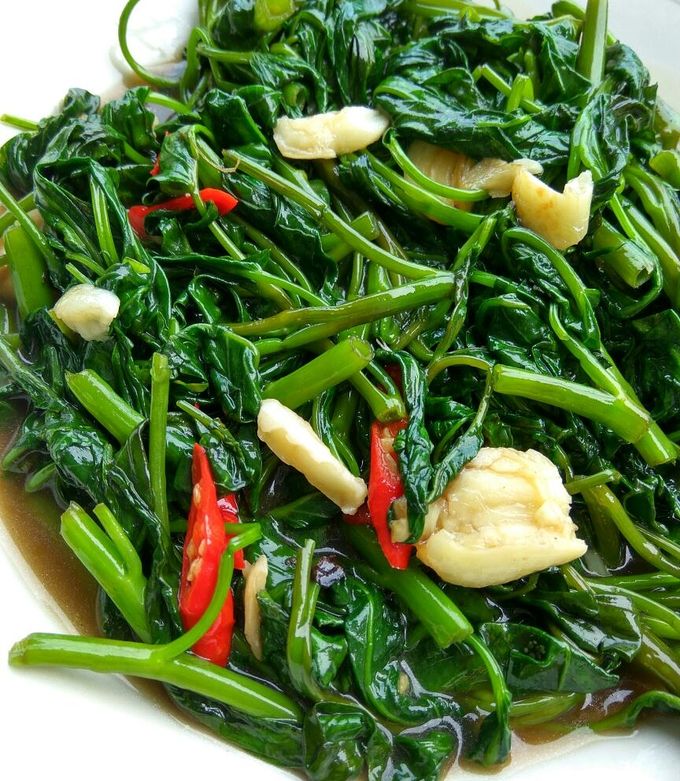 Resep Cah Kangkung Bawang Putih oleh nissa iswati - Cookpad