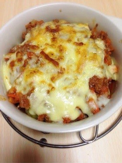 A picture of Easy! Lasagna-Style Potatoes and Meat Sauce au Gratin.