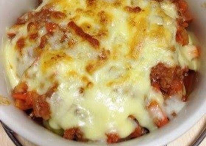 Easy! Lasagna-Style Potatoes and Meat Sauce au Gratin