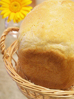 A picture of Bread Maker Milk Bread w/ Skim Milk Powder.