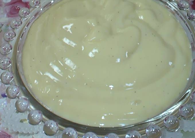 One-Pot Simple Custard Cream