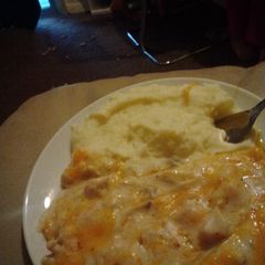 A picture of Chicken mushroom bake.
