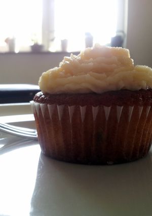 A picture of Egg liquor butter cream frosting.