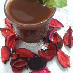A picture of Khajur aur imli ki chutney.