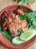 553. Nasi Tutug Oncom Kemangi