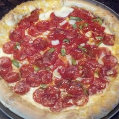 A picture of Stuffed Crust Pizza.