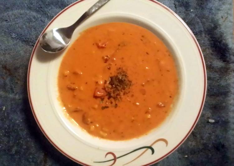Simple Way to Make Super Quick Homemade Tomato Basil Bisque