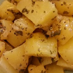 A picture of Buttery Herbed Potatoes.