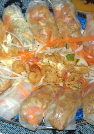A picture of Summer Rolls.