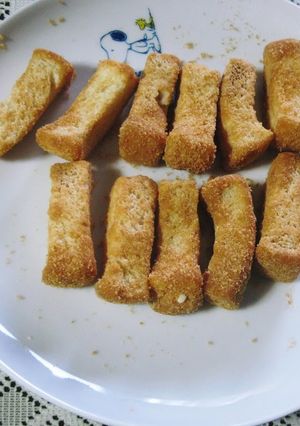A picture of Kinako Rusks.