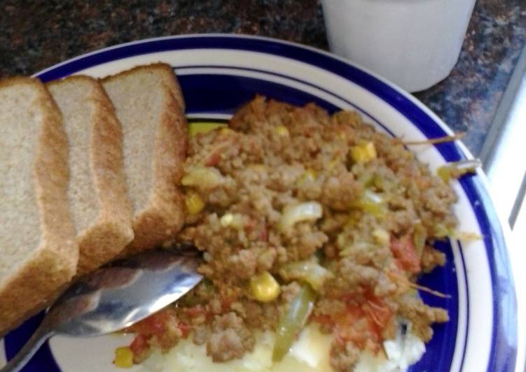 Simple Way to Make Quick ground beef with mash potatoes