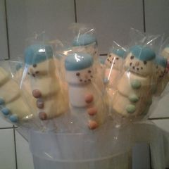 A picture of Attack of the snowmen.
