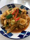 กุ้งผัดผงกะหรี่ไกลบ้าน