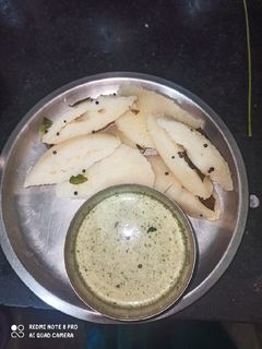 रवा फ्राई इडली (Rava fry idli recipe in hindi) रेसिपी मुख्य फोटो