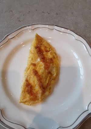 Una foto de Omelette de queso 😘😘