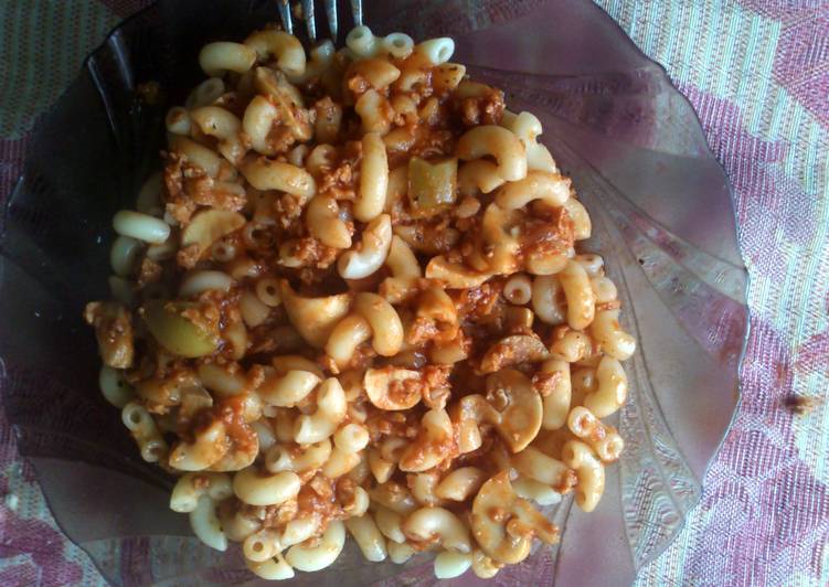 Steps to Make Any-night-of-the-week macaroni with bolognese sauce