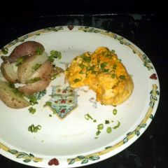 A picture of Steamed Island Chicken.