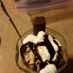 A picture of Three Musketeers moose track ice cream.