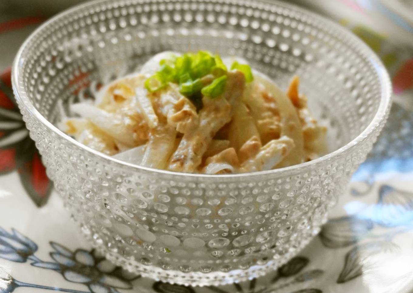 Recipe of Perfect Sweet Onion & Steamed Chicken with Umeboshi and
Mayonnaise