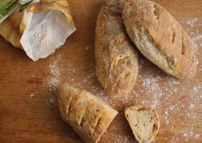 Ricetta Baguette rustiche con lievito madre di Beatrice Donzella - Cookpad