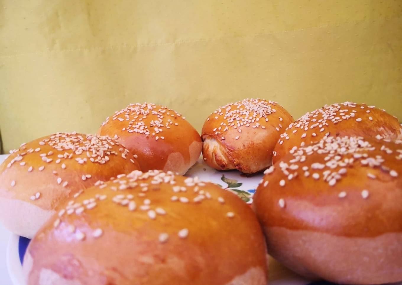 Bollos rellenos de queso crema y jamón