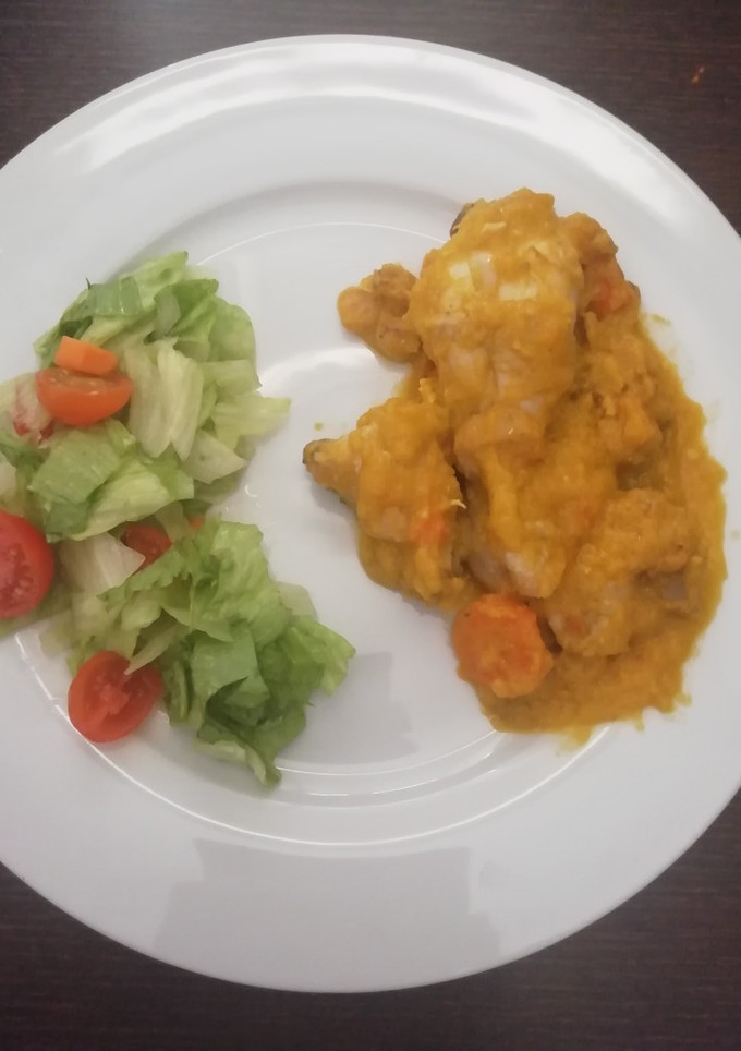 Una foto de Pollo en salsa de verdura