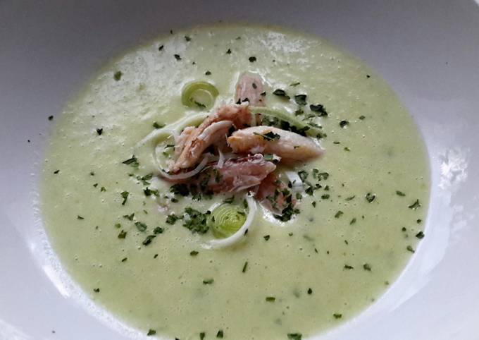 Sig's Leek and Crab (or Croutons) Soup