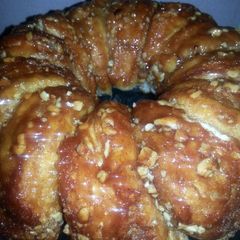 A picture of STICKY BUN BREAFAST RING.