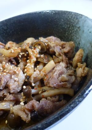 A picture of Sweet & Salty Pork and Shimeji Mushrooms.