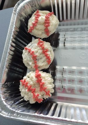 A picture of Quick and easy buttercream- frosting.