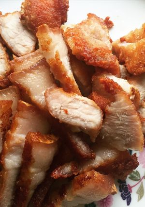 รูปของ หมูสามชั้นทอด