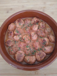 Una foto de Albóndigas en salsa al horno