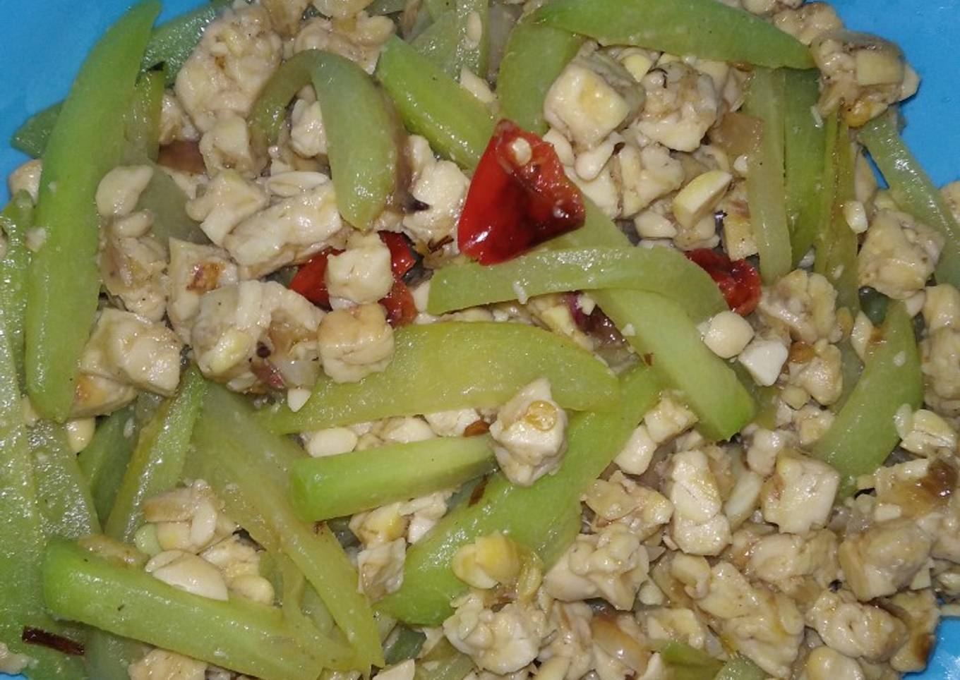 Tumis labu siam tempe