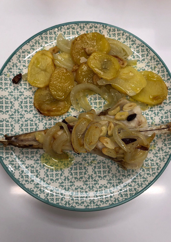 Una foto de Rape al horno