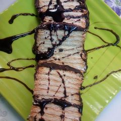 A picture of Choco buiscuit cake.